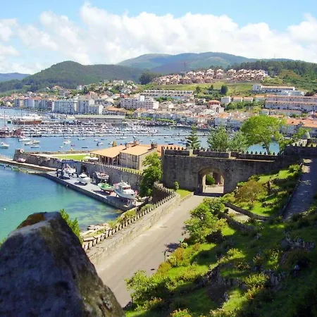 Apartment Modern With Mountain View In Pontevedra / 75 Sqm